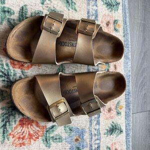 Birkenstock Sandals - Gold